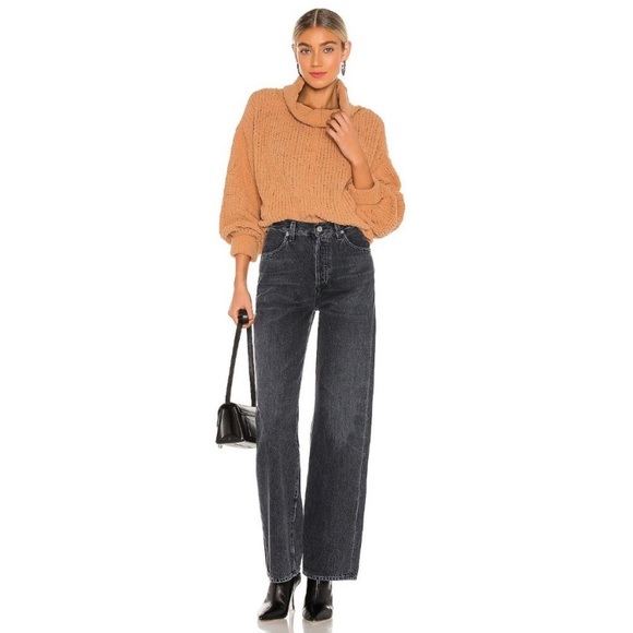 NWT Free People Be Yours Bishop Sweater in colour Camel - Picture 2 of 15